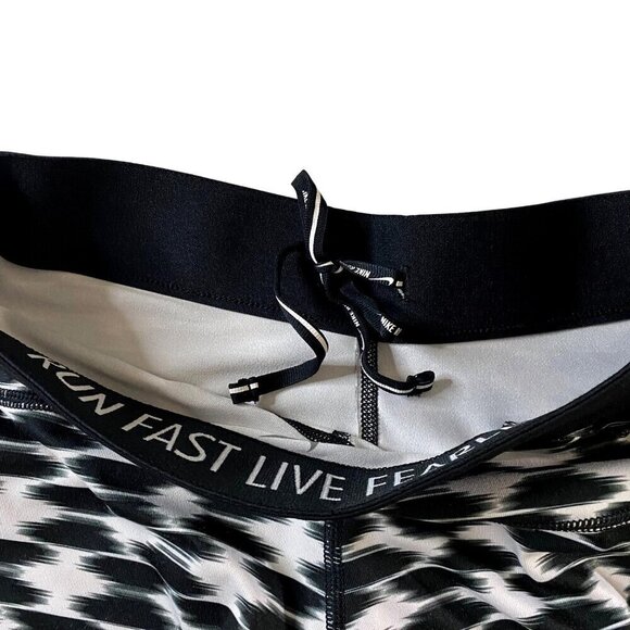 Nike Dri Fit Printed Relay Training Leggings Women's XS Running Workout Warm - Picture 7 of 12